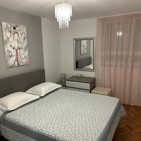 Apartment Vesna Split